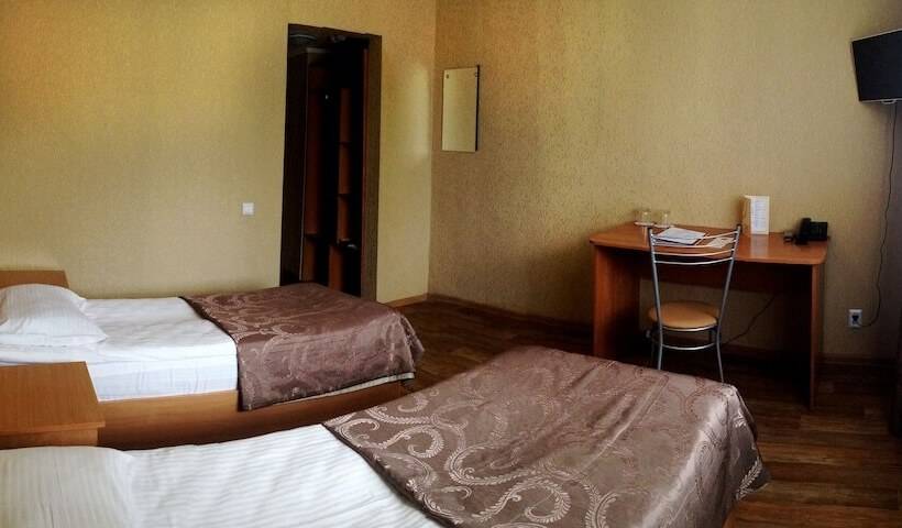 غرفة قياسية, Amaks City