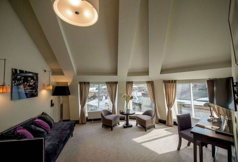 آپارتمان 1 خوابه, Astoria