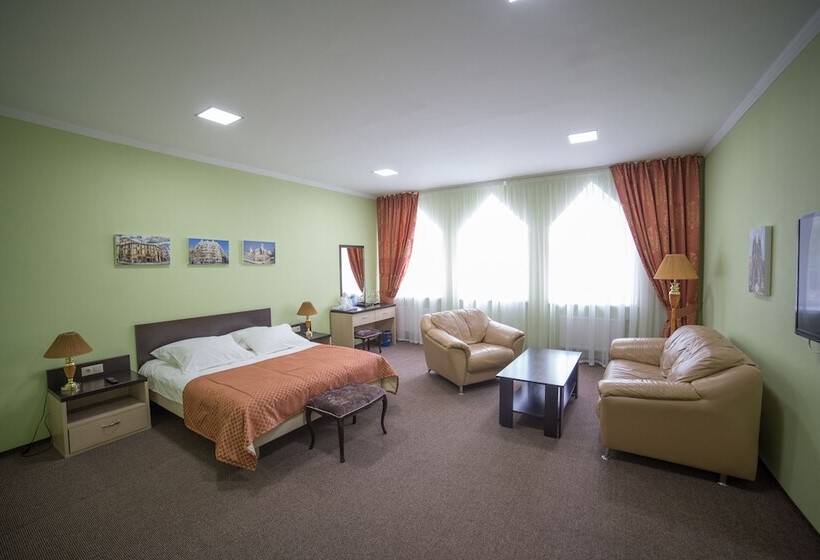 سوییت لوکس, Barcelona