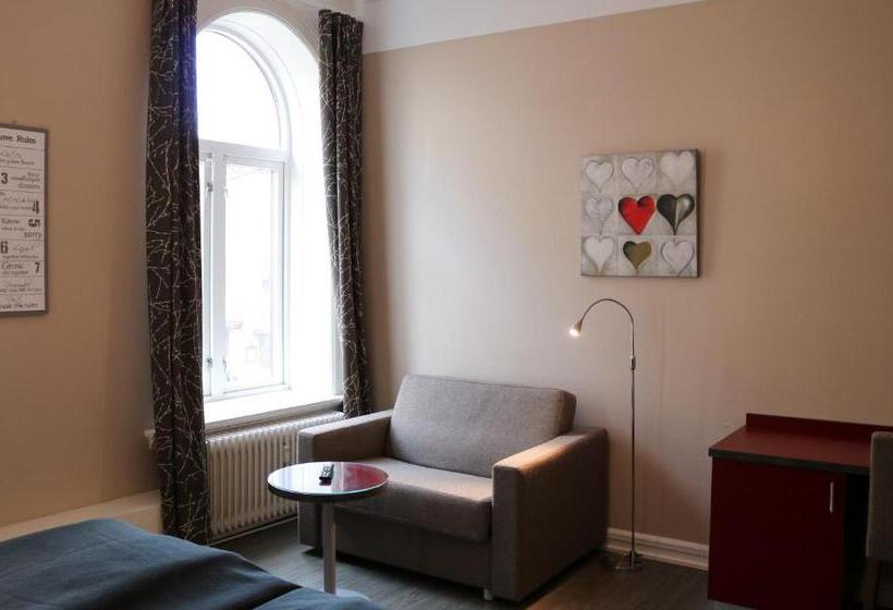 اتاق سوپریور سه تخته, Cochs Pensjonat