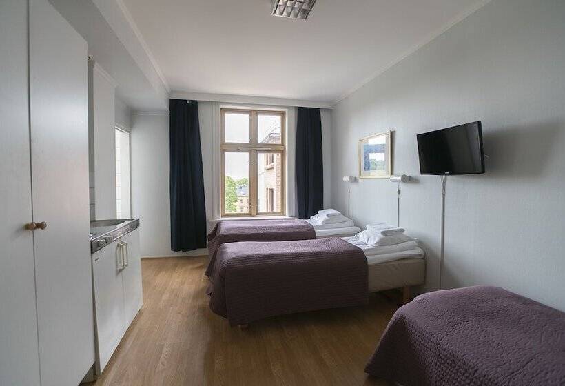 اتاق استاندارد سه نفره, Cochs Pensjonat