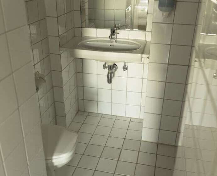 اتاق استاندارد چهار تخته, Cochs Pensjonat