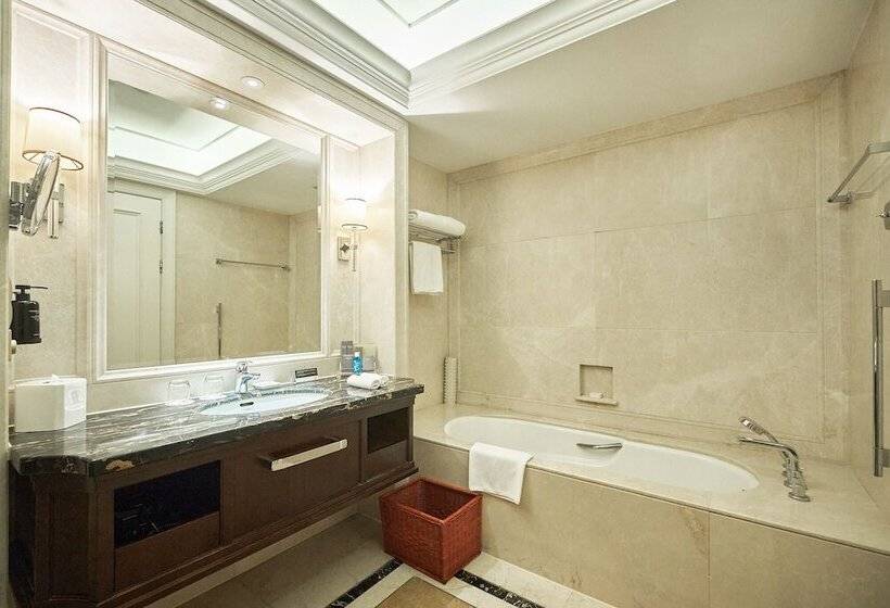 חדר סופריור נוף לים, Grand Hotel Haikou