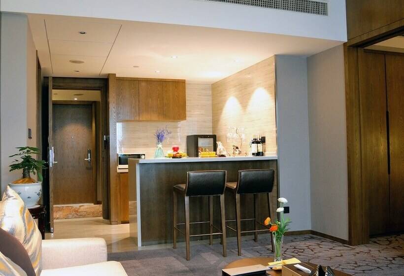 이그제큐티브 스위트, Henan Skyland Gdh