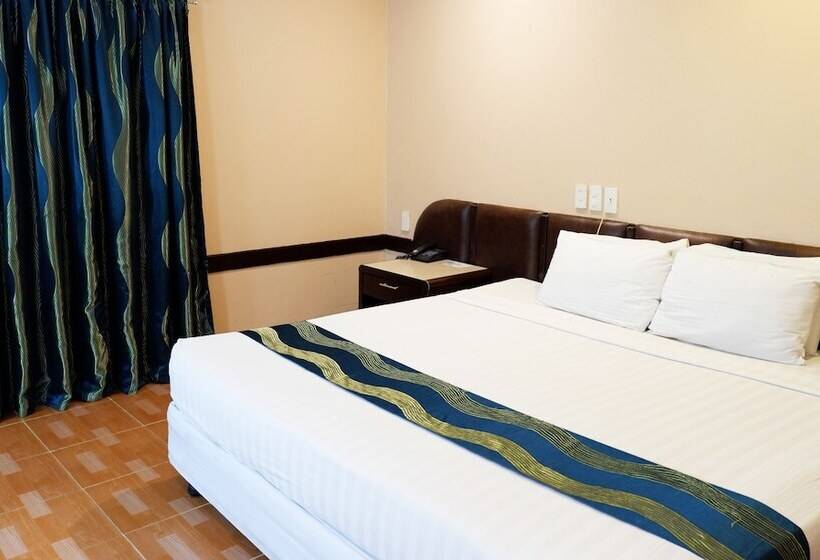 اتاق لوکس, Holiday Spa