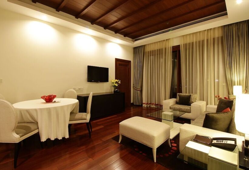 エクゼクティブスイート, Jaypee Greens Golf And Spa Resort