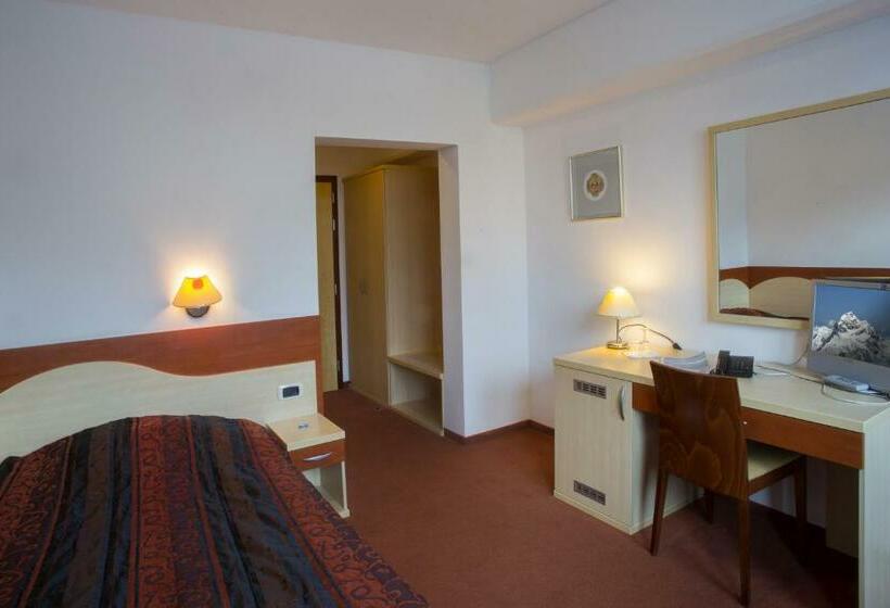 اتاق استاندارد یک نفره, Krek Superior