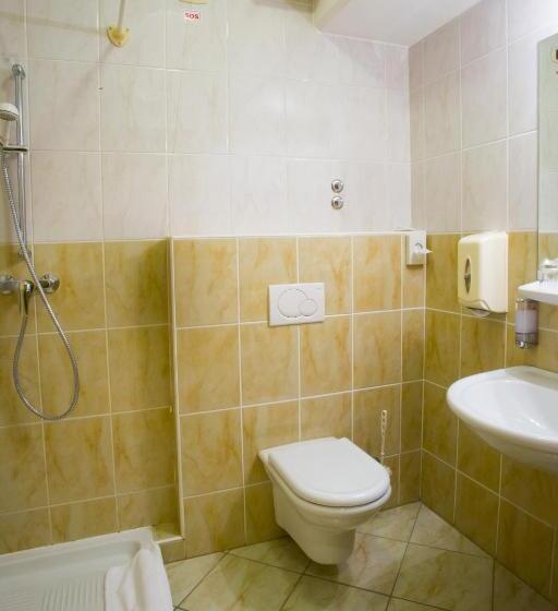 اتاق استاندارد چهار تخته, Krek Superior