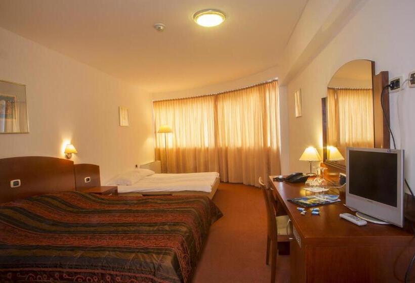 اتاق استاندارد چهار تخته, Krek Superior