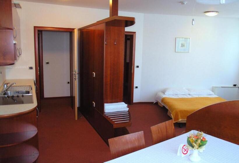 آپارتمان 1 خوابه, Krek Superior