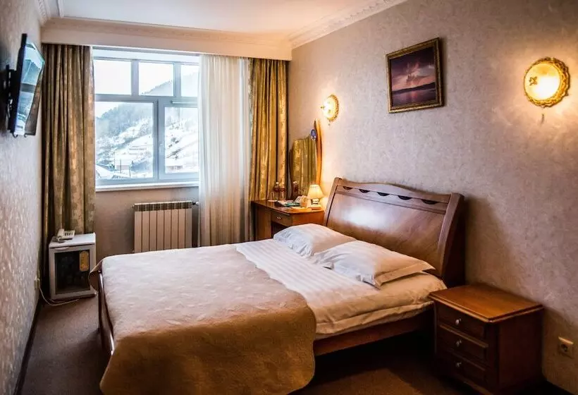 Chambre Standard, Mayak