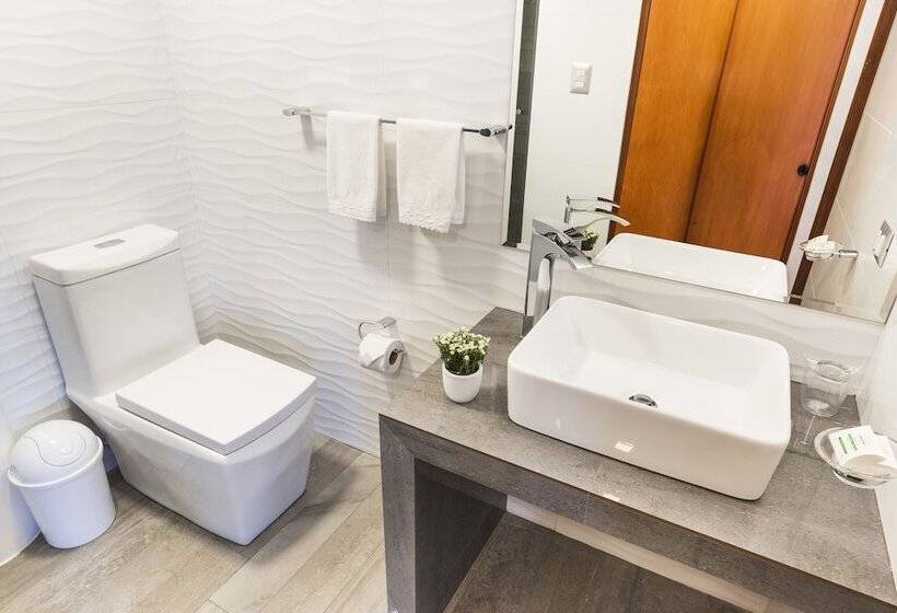 اتاق استاندارد, Natura Inn