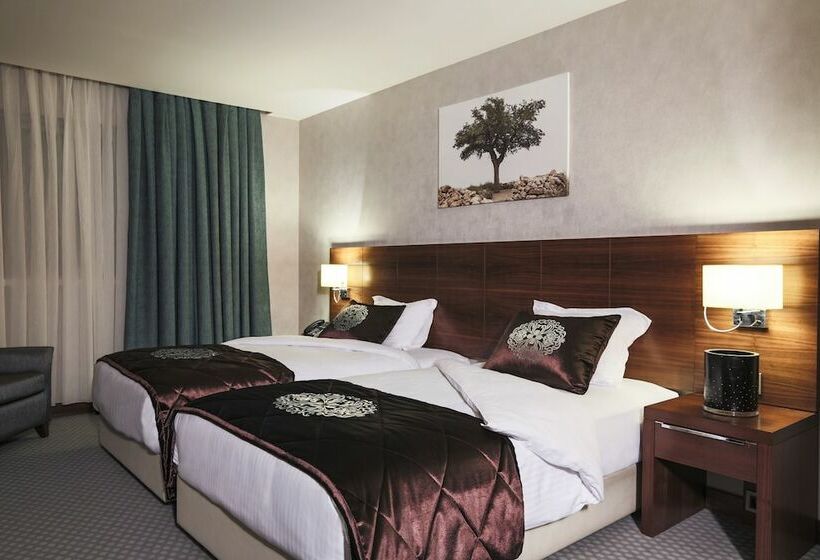 اتاق استاندارد, Nevali Hotel & Convention Center