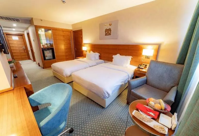 اتاق استاندارد یک نفره, Nevali Hotel & Convention Center