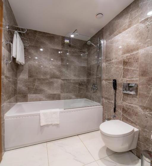 اتاق استاندارد یک نفره, Nevali Hotel & Convention Center