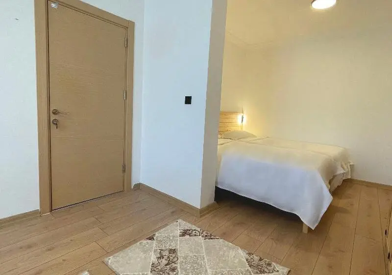 ファミリールーム, Dalaman Airport Alibaba House