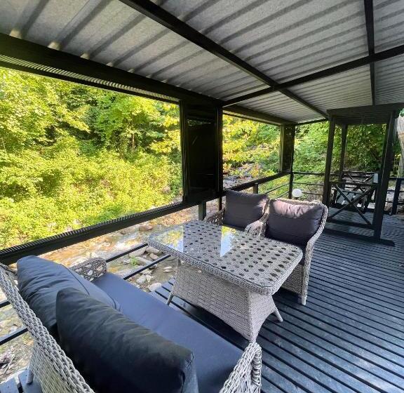 غرفة قياسية رباعية, Sapanca Keyf I Dere Bungalov