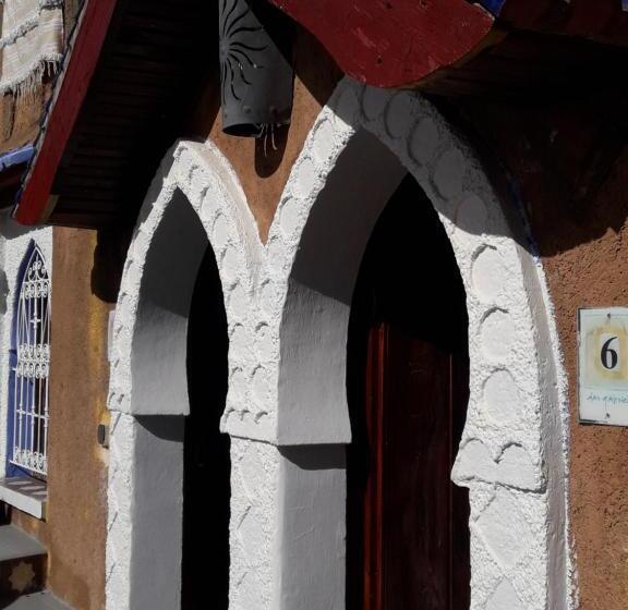 اتاق استاندارد, Dar Gabriel