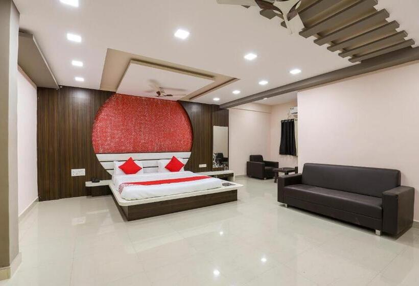 اتاق استاندارد, Collection O Shree Dhoramnath