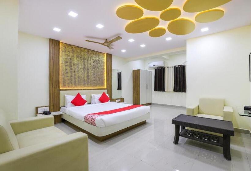 اتاق استاندارد, Collection O Shree Dhoramnath