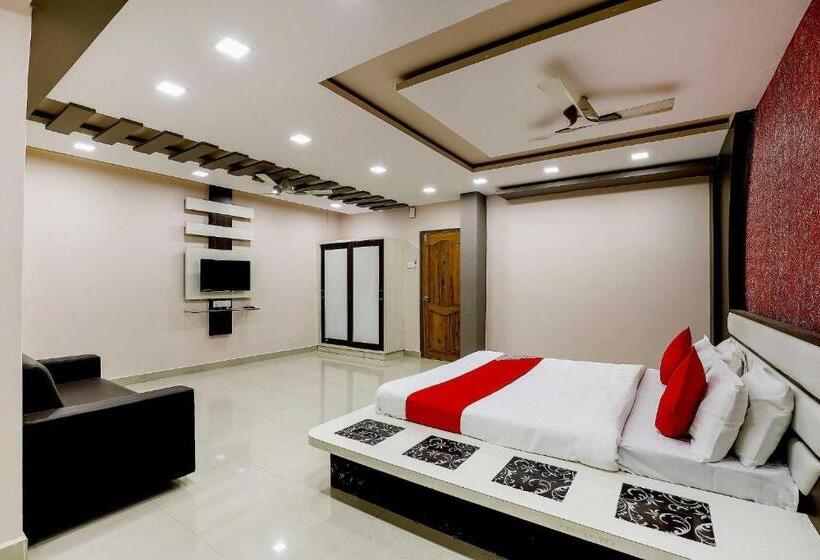 اتاق استاندارد, Collection O Shree Dhoramnath