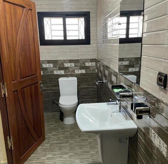 חדר משפחתי, Havana Hôtel