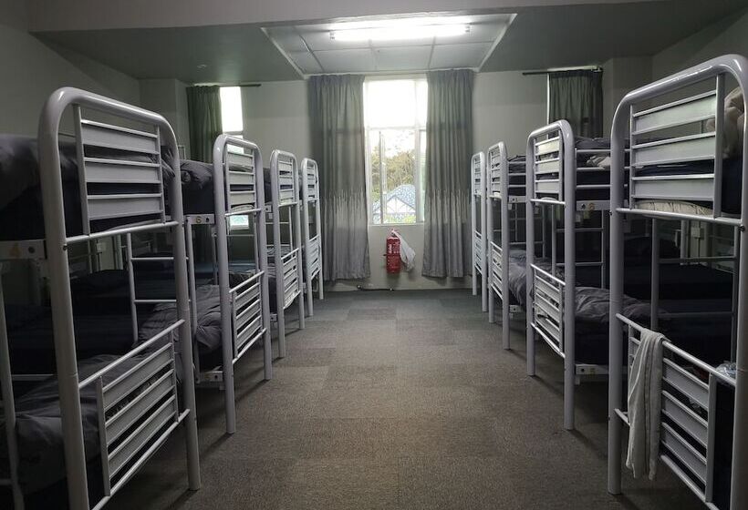 Кровать в Общей Комнате, Spot On 90449 Bed Station Guest House Dormitory