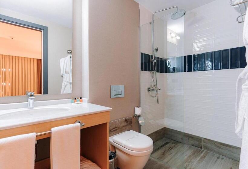 Camera Standard Vista Mare, Invite Hotel Corner Trabzon