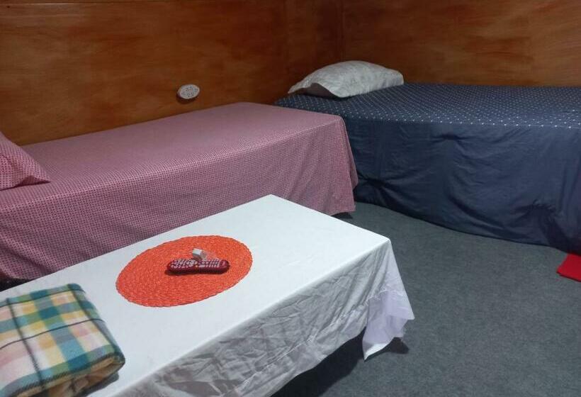 اتاق استاندارد سه نفره, Victoria S Beach House