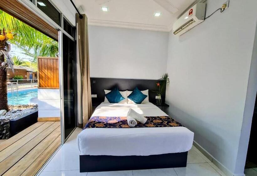 غرفة قياسية مطلّة علي حمام السباحة, Airis Sanctuary Resort