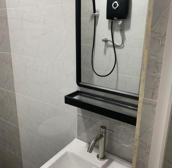 חדר סטנדרט, Hi Techstay