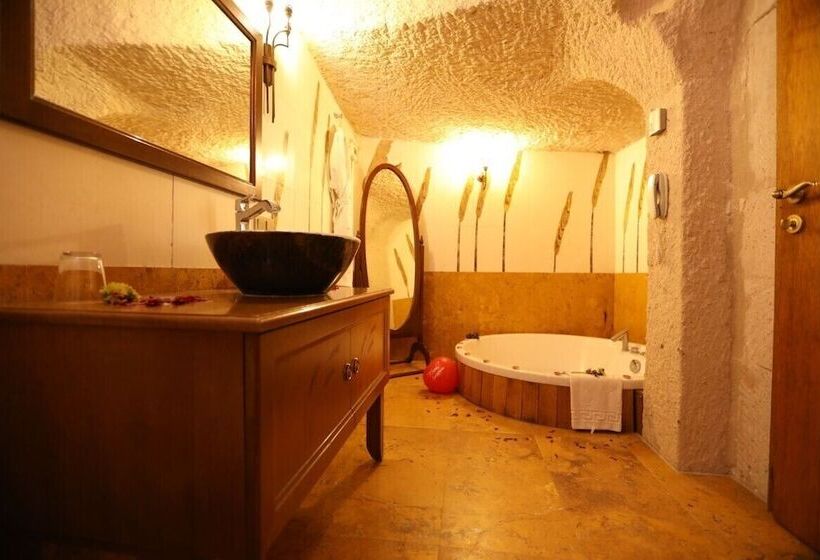 디럭스 스위트, Anatelein Boutique Cave