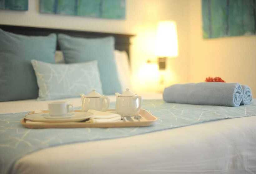 ジュニアスイート, Blue Jacktar