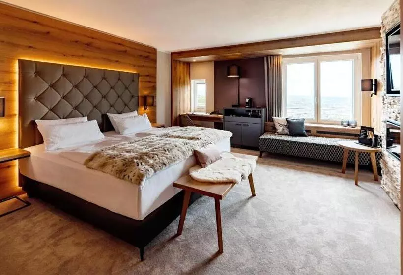 Standard Room, Burghotel Staufeneck