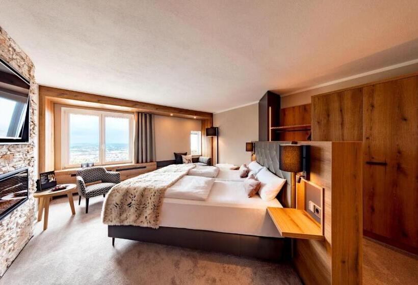 Quarto deluxe, Burghotel Staufeneck