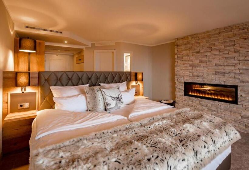 Quarto deluxe, Burghotel Staufeneck