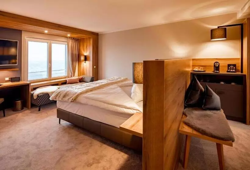 Deluxe Room, Burghotel Staufeneck
