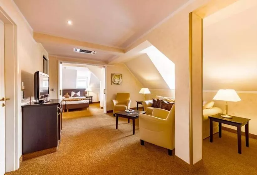 Executive Suite, Burghotel Staufeneck