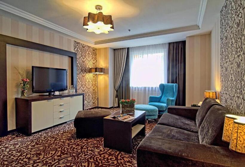 سوییت جونیور, Czarny Potok Resort Spa & Conference