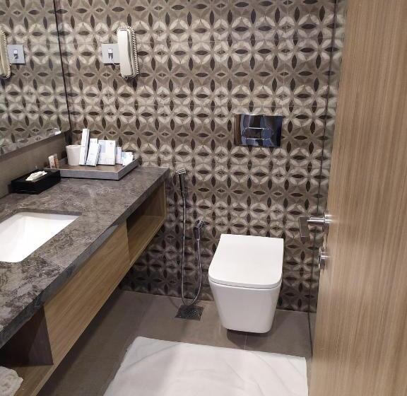 带大床的俱乐部房间, Fortune Valley View, Manipal   Member Itc S Hotel Group