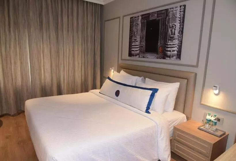 キングサイズベッドのクラブルーム, Fortune Valley View, Manipal   Member Itc S Hotel Group