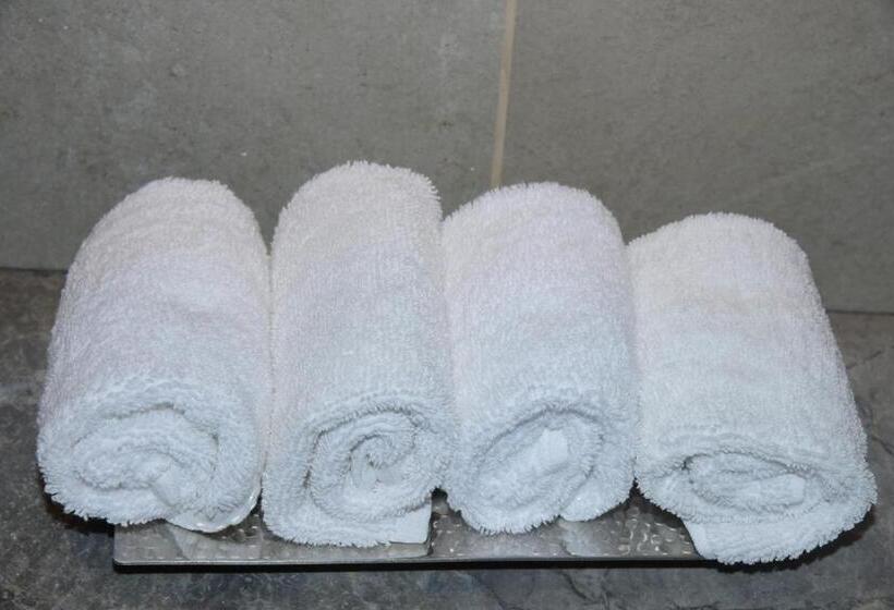 Quarto Club, Fortune Valley View, Manipal Member Itc S Hotel Group