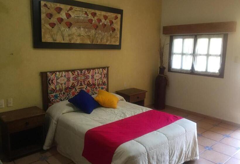 Standardzimmer, Montroi Express