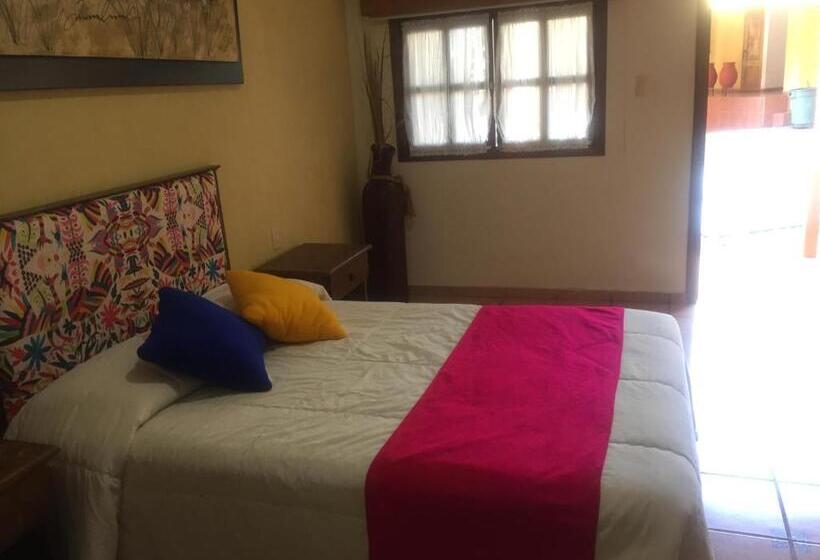 Standardzimmer, Montroi Express