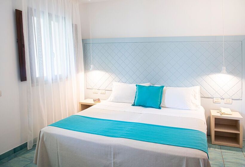 اتاق لوکس چهار تخته, Pietrablu Resort & Spa, Cdshotels