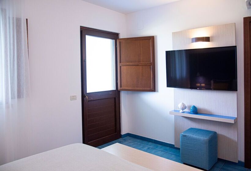 اتاق لوکس چهار تخته, Pietrablu Resort & Spa, Cdshotels