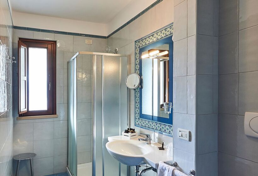 اتاق لوکس چهار تخته, Pietrablu Resort & Spa, Cdshotels