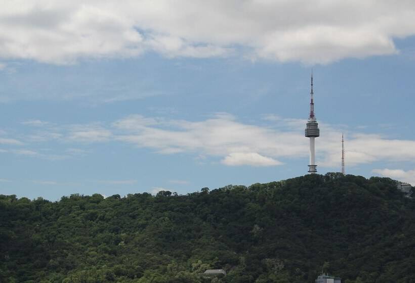 Quarto Estandar com Vistas, Myeongdong Merlin