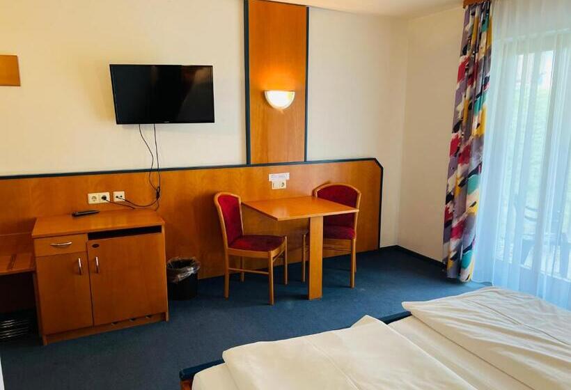 Апартаменты 1 Спальня, Trip Inn Aktivhotel & Restaurant Sonnenhof Bei Passau Ehemals Sporthotel Sonnenhof