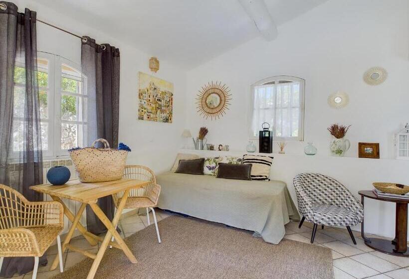 스탠다드 룸 산 전망, Mas Du Temps Perdu